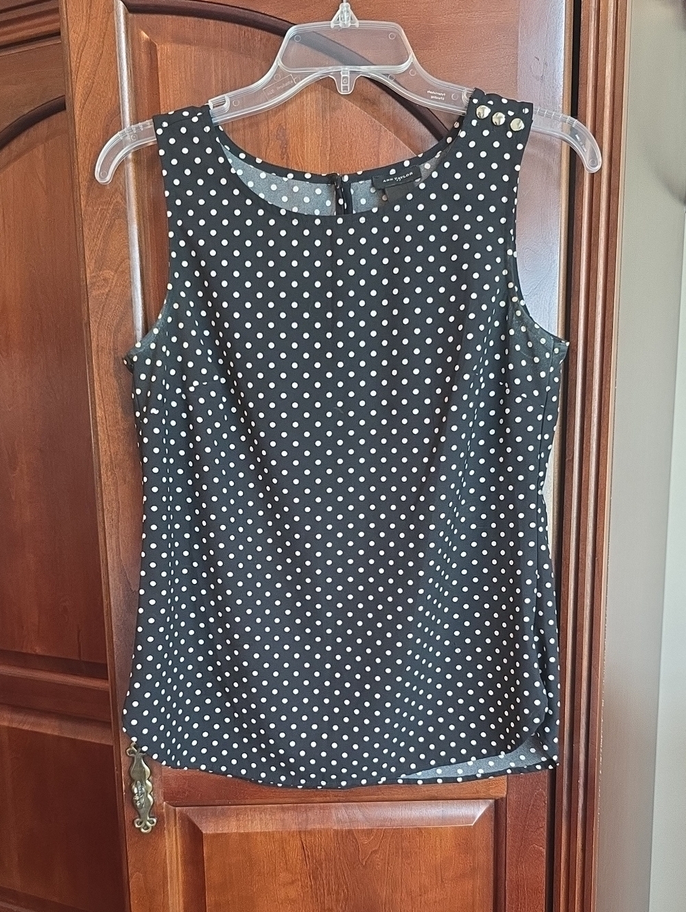 Ann Taylor Polka Dot Sleeveless Blouse XS
